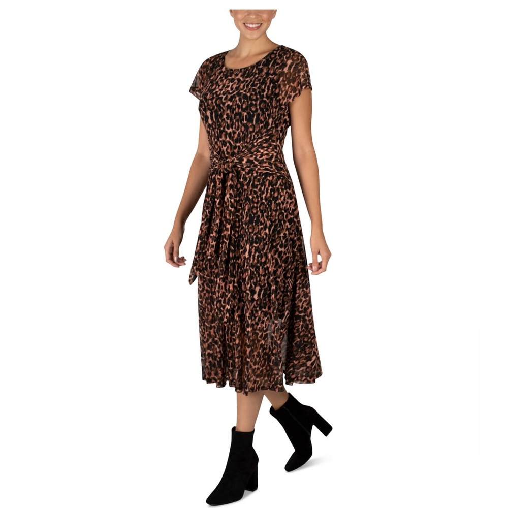 Signature by Robbie Bee Leopard Print Midi Dress - Picture 4 of 5